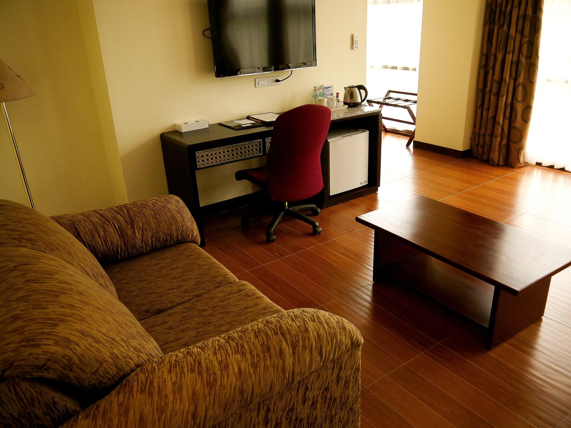 Fersal Hotel - Puerto Princesa Ngoại thất bức ảnh